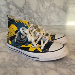 ⬇️PRICE DROP⬇️✨Converse✨ Batman Hightop Sneakers